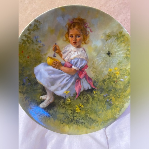Little miss moffatt collectors plate - Picture 4 of 5